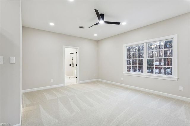 123 Loblolly DR, Yorktown, VA 23692