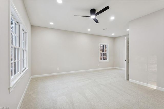 123 Loblolly DR, Yorktown, VA 23692