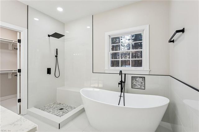 123 Loblolly DR, Yorktown, VA 23692