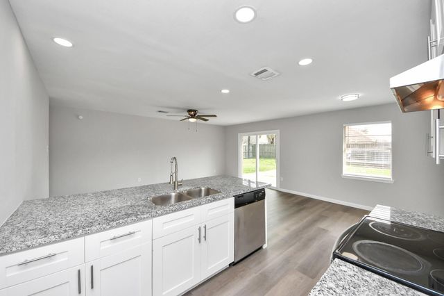 4114 Fairgreen Lane, Houston, TX 77047