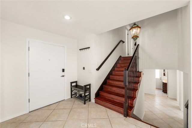 20761 Mission Ln, Huntington Beach, CA 92646