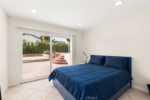 20761 Mission Ln, Huntington Beach, CA 92646