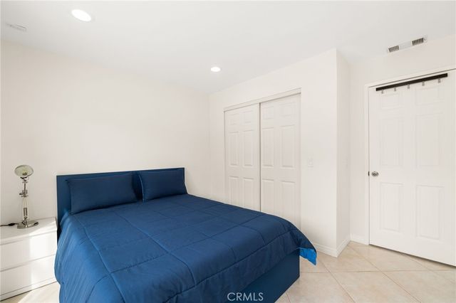 20761 Mission Ln, Huntington Beach, CA 92646