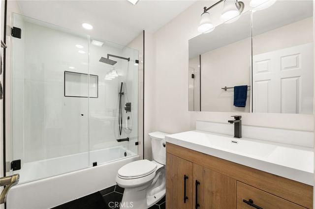 20761 Mission Ln, Huntington Beach, CA 92646