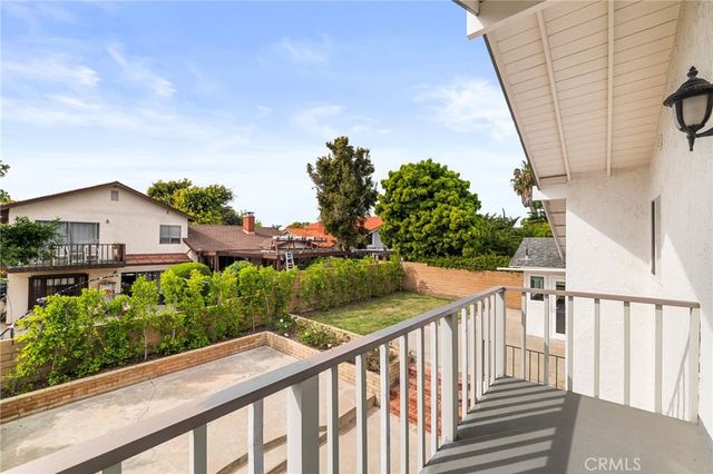 20761 Mission Ln, Huntington Beach, CA 92646