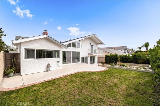 20761 Mission Ln, Huntington Beach, CA 92646