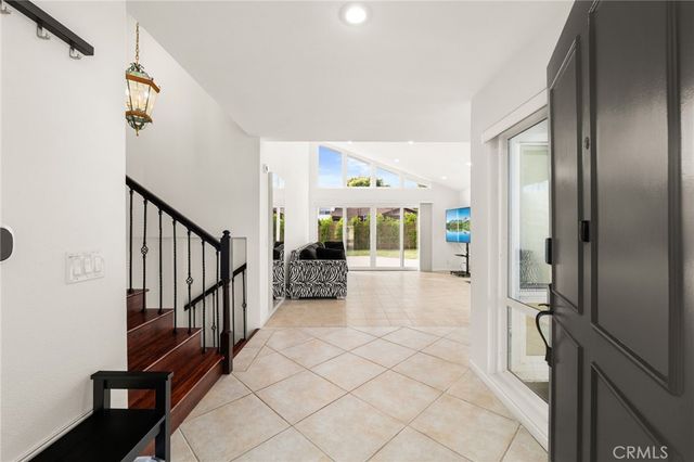 20761 Mission Ln, Huntington Beach, CA 92646