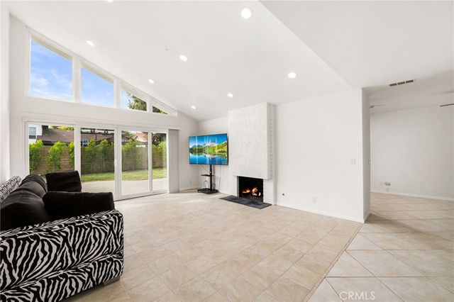 20761 Mission Ln, Huntington Beach, CA 92646