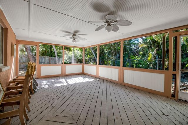 144 GARDEN LANE, Sarasota, FL 34242