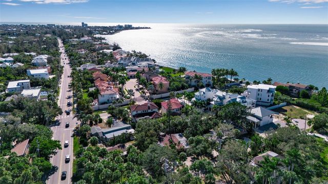 144 GARDEN LANE, Sarasota, FL 34242