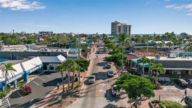 144 GARDEN LANE, Sarasota, FL 34242