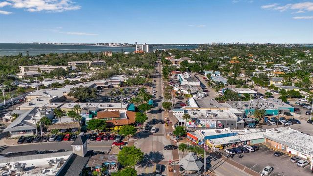 144 GARDEN LANE, Sarasota, FL 34242