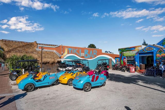 144 GARDEN LANE, Sarasota, FL 34242