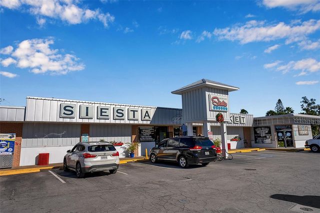 144 GARDEN LANE, Sarasota, FL 34242