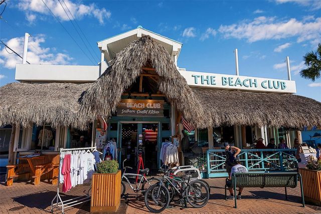 144 GARDEN LANE, Sarasota, FL 34242