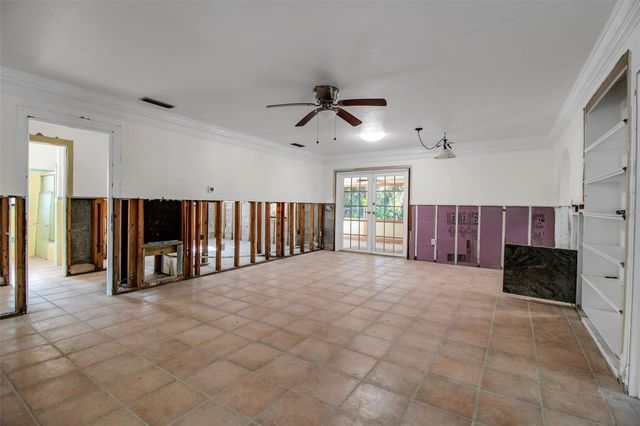 144 GARDEN LANE, Sarasota, FL 34242