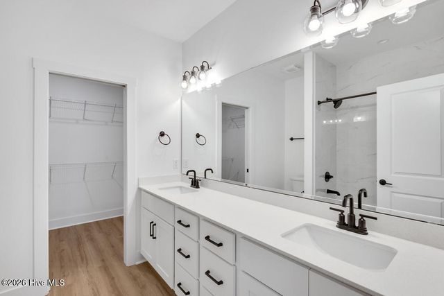 302 Pine Court, Hampstead, NC 28443