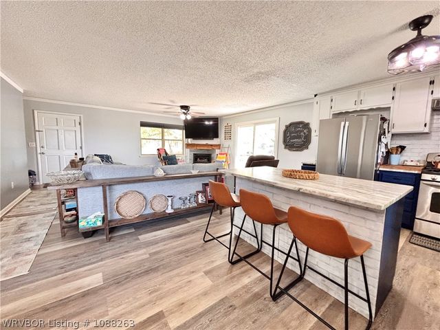 8811 Sebastian Court, Hackett, AR 72937