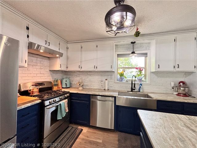 8811 Sebastian Court, Hackett, AR 72937