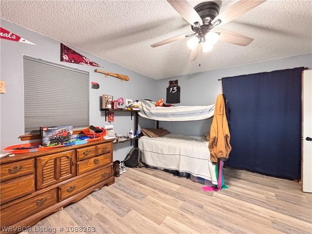 8811 Sebastian Court, Hackett, AR 72937