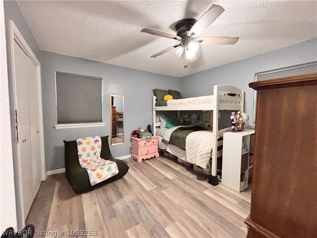 8811 Sebastian Court, Hackett, AR 72937