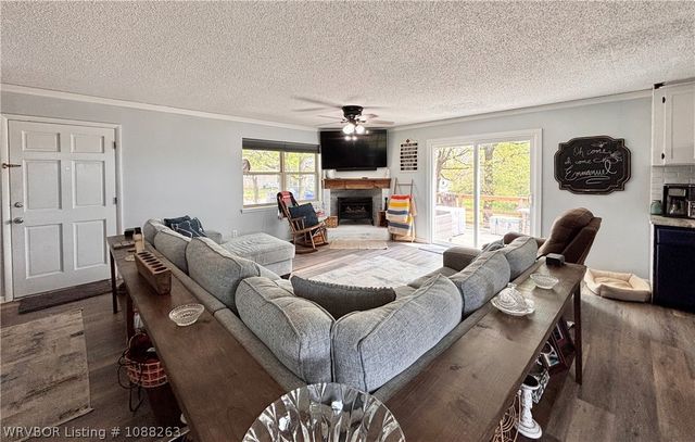 8811 Sebastian Court, Hackett, AR 72937