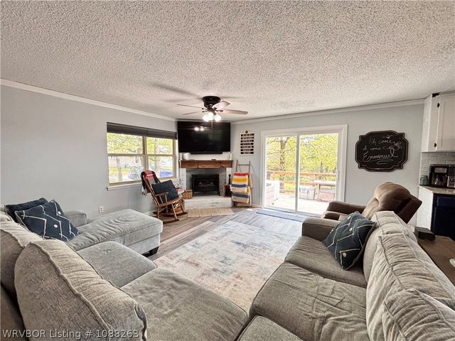 8811 Sebastian Court, Hackett, AR 72937