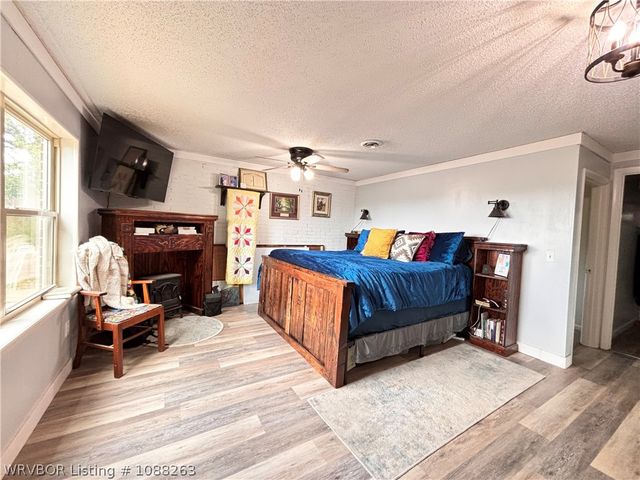 8811 Sebastian Court, Hackett, AR 72937