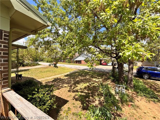 8811 Sebastian Court, Hackett, AR 72937
