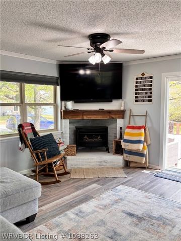 8811 Sebastian Court, Hackett, AR 72937