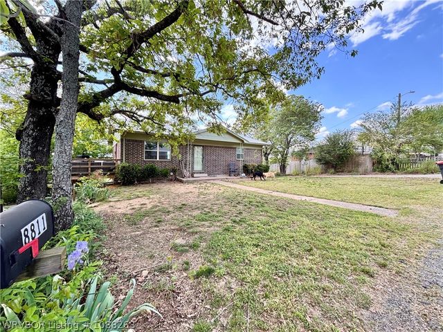 8811 Sebastian Court, Hackett, AR 72937