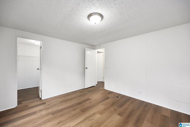 7002 TILBURG CIRCLE, Bessemer, AL 35022