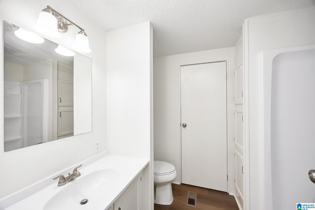 7002 TILBURG CIRCLE, Bessemer, AL 35022