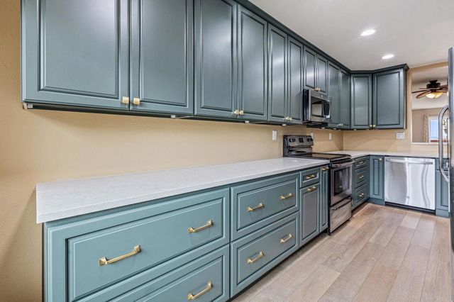 7245 Navajo Road, San Diego, CA 92119