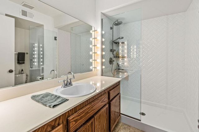 7245 Navajo Road, San Diego, CA 92119