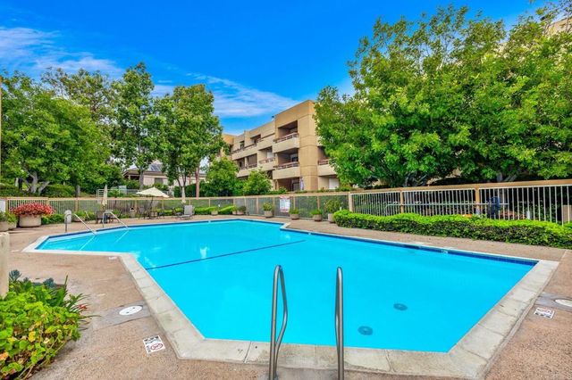 7245 Navajo Road, San Diego, CA 92119