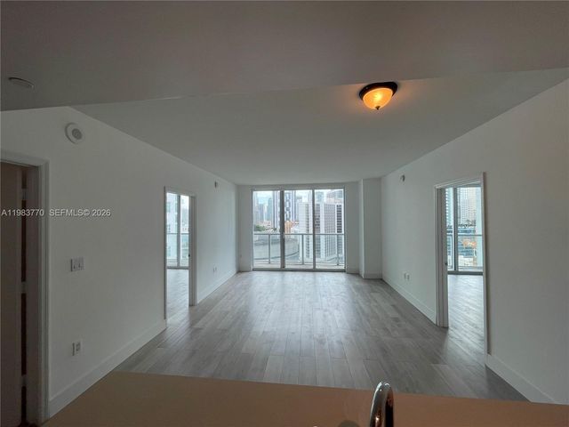 55 SE 6th St 2003, Miami, FL 33131