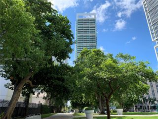 55 SE 6th St 2003, Miami, FL 33131