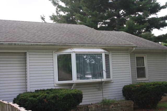 1 Elm Drive, Bethany, IL 61914