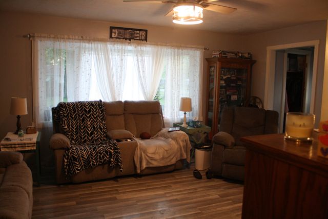 1 Elm Drive, Bethany, IL 61914