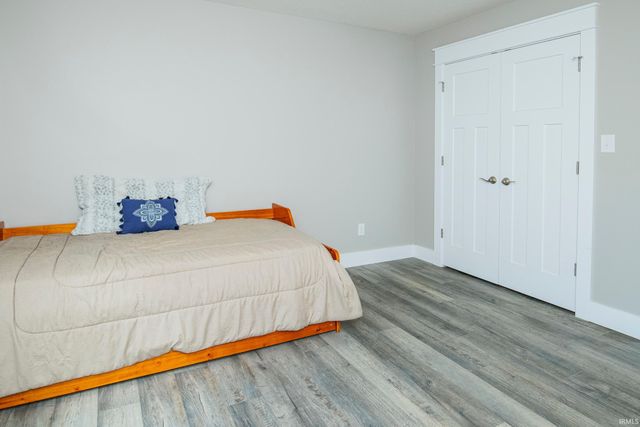 1062 E Ruby Creek Drive, Ellettsville, IN 47429