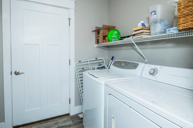 1062 E Ruby Creek Drive, Ellettsville, IN 47429