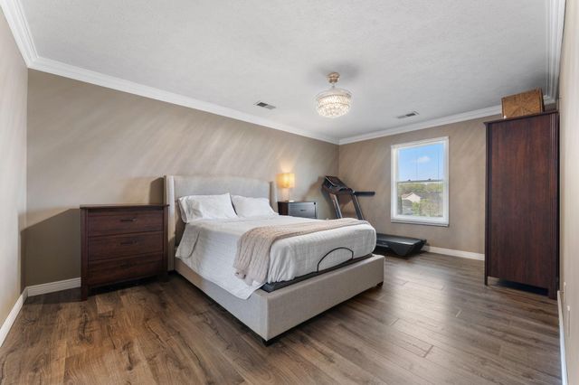 4989 N Remington Square, La Porte, IN 46350