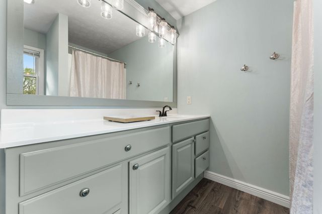 4989 N Remington Square, La Porte, IN 46350