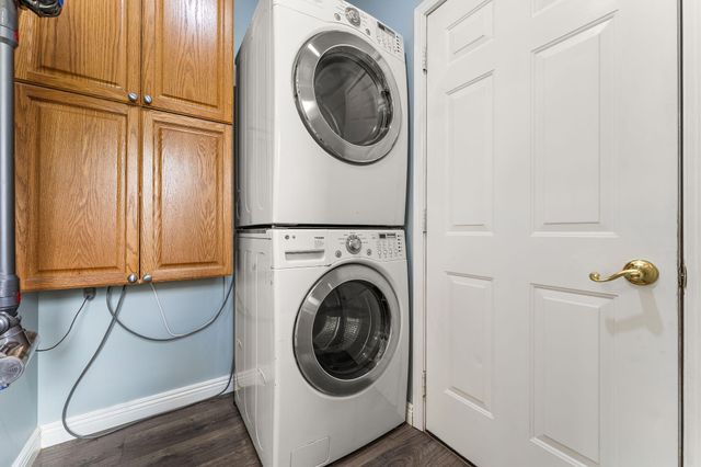 4989 N Remington Square, La Porte, IN 46350