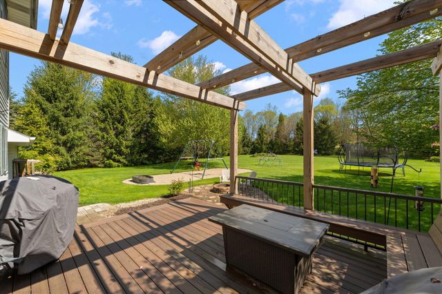 4989 N Remington Square, La Porte, IN 46350