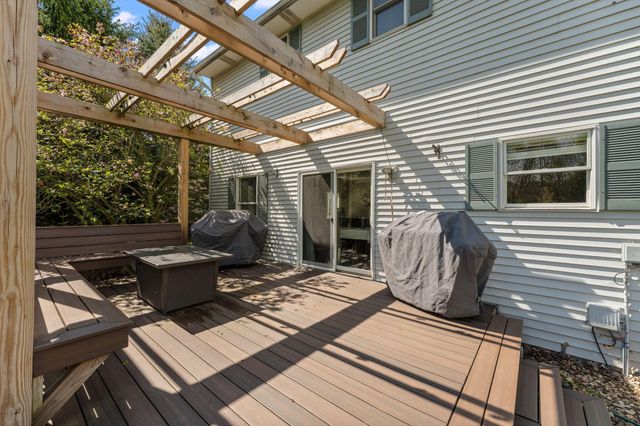 4989 N Remington Square, La Porte, IN 46350