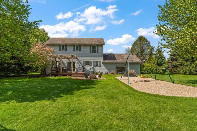 4989 N Remington Square, La Porte, IN 46350