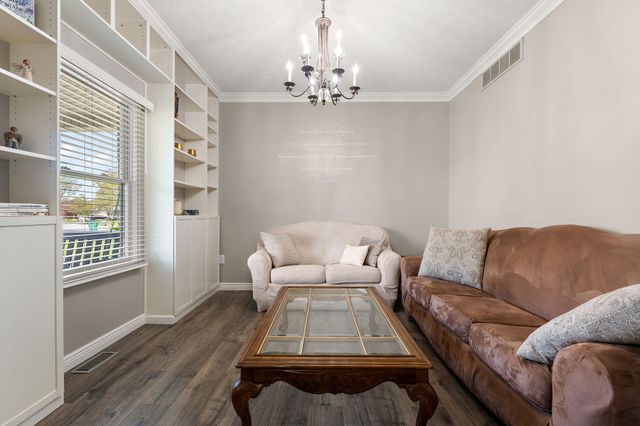 4989 N Remington Square, La Porte, IN 46350