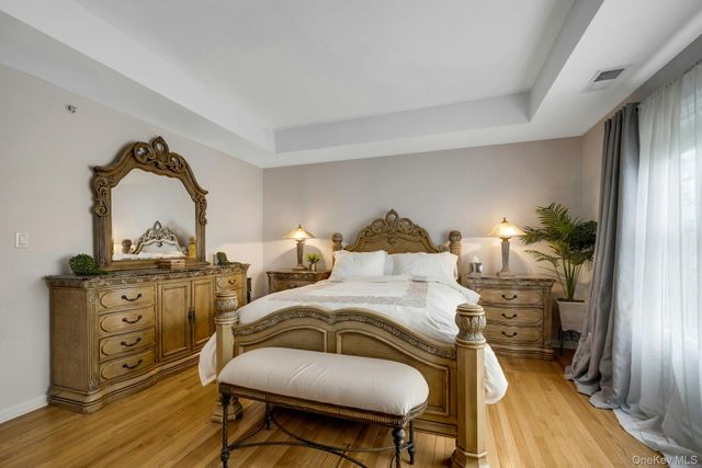 33 Valimar Boulevard, White Plains, NY 10603